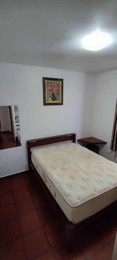 Pitangueiras Apartamento *
